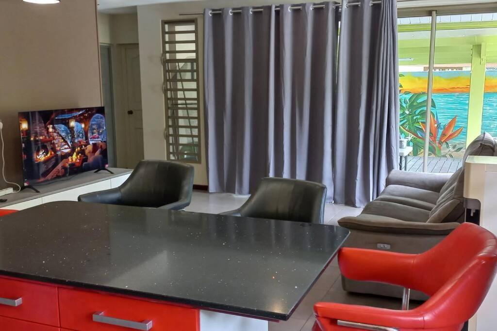 Iolana'S Beach House - Beautiful Home Punaauia  Esterno foto
